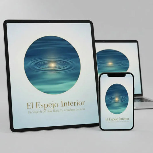 El Espejo Interior: Un Viaje de 30 Días Hacia Tu Verdadera Esencia